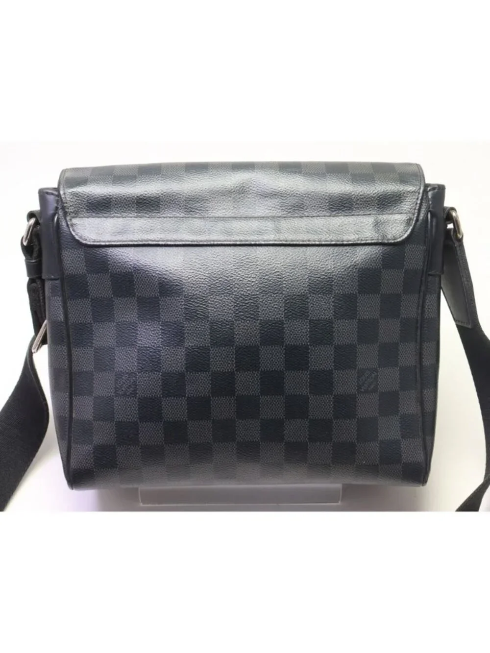 Louis Vuitton District PM Damier Graphite Shoulder Bag